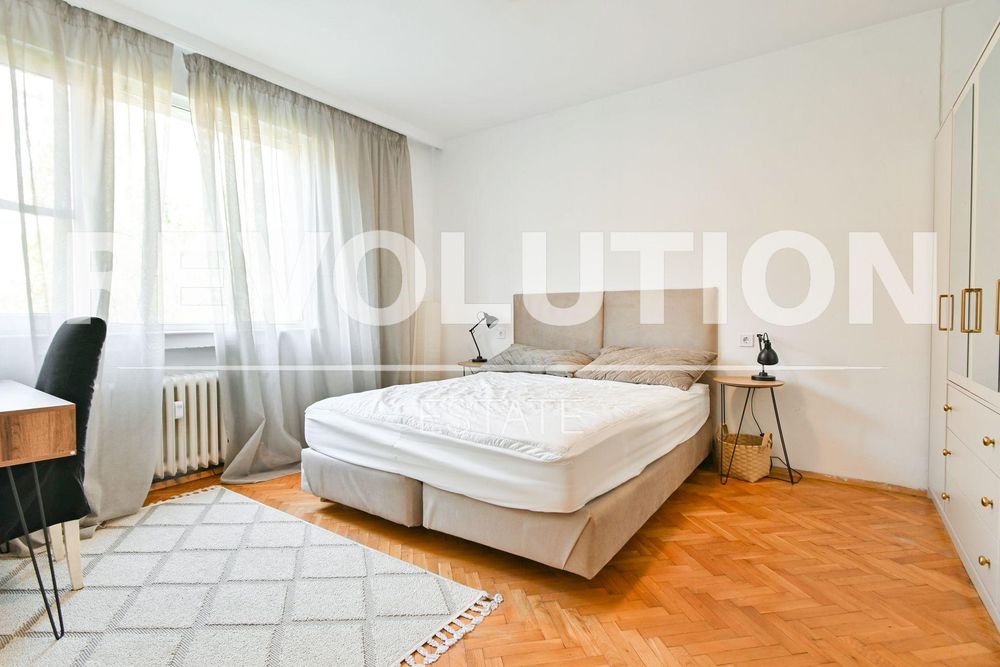 Дава се под наем Четиристаен апартамент в София, Център - 150 кв.м за 1250 € - Снимка #7