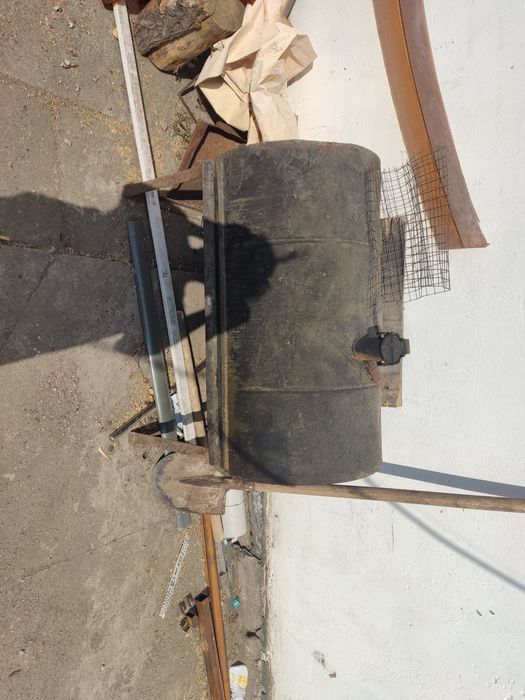 Ёмкость для горючих материалов