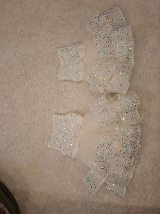 Детска рокля с пайети