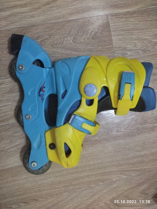 Роликовые коньки раздвижные