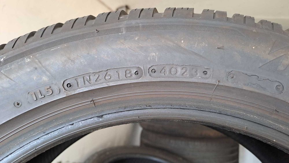 2бр.Зимни гуми Bridgestone 225/50/18