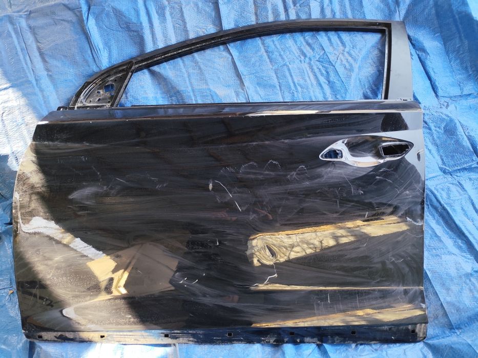 Дверь Hyundai Bayon 23 год