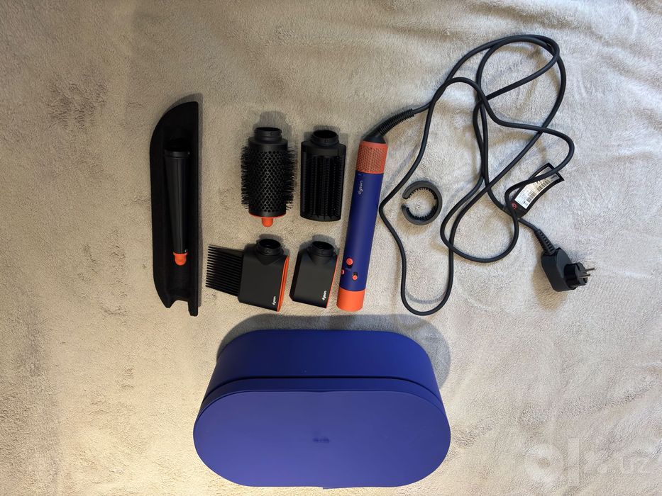 Dyson Airwrap HS08