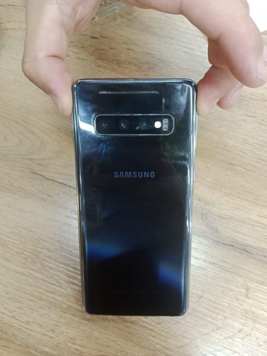 Продам самсунг с 10