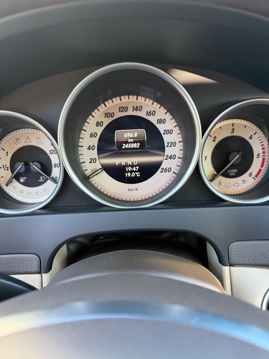 Mercedes-Benz C220 CDI Facelift (W204) | 2012 | 170 CP | Automat | Bi-Xenon | Blind Spot | Lane Assist