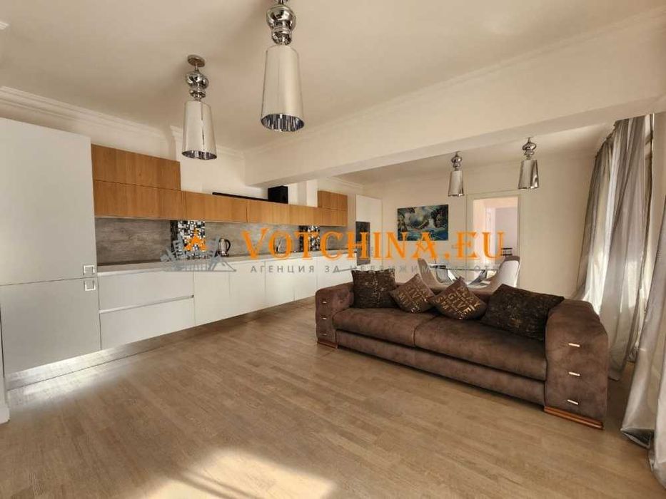 Продава се Тристаен апартамент в к.к. Златни пясъци - 158 кв.м за 2149 €/кв.м - Снимка #1