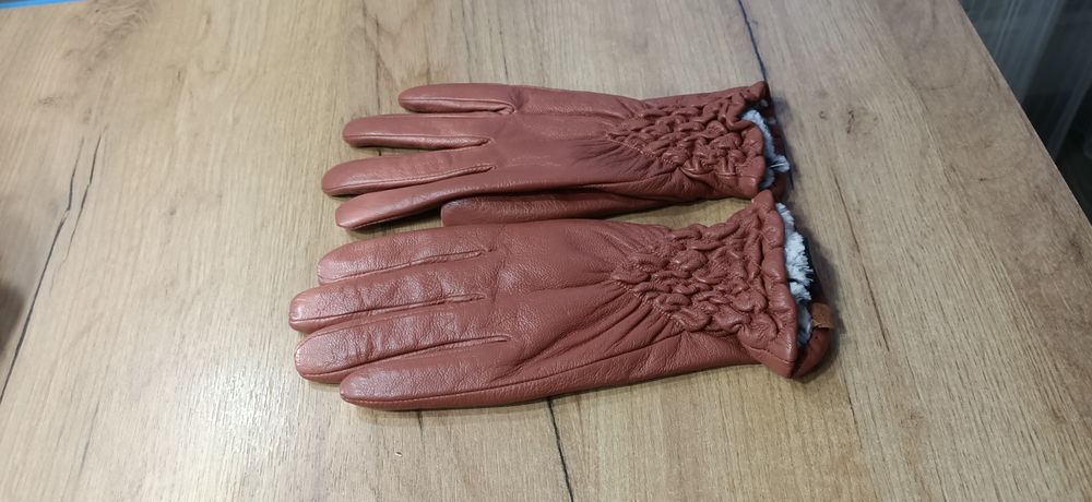 Продам перчатки новые