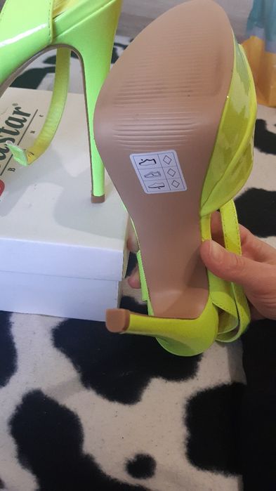 Високи летни  сандали