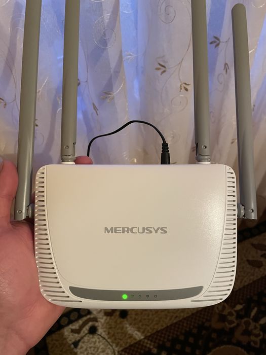 Router Mercusys 300Mbps – 4 antene