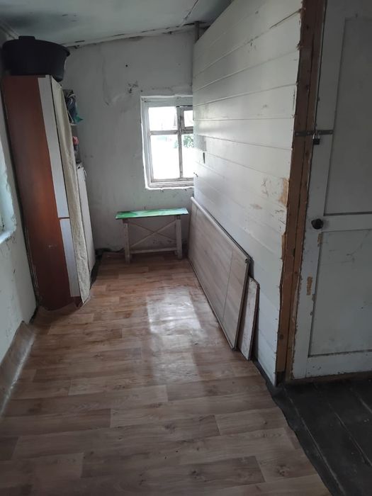 Продам квартиру в общем дворе