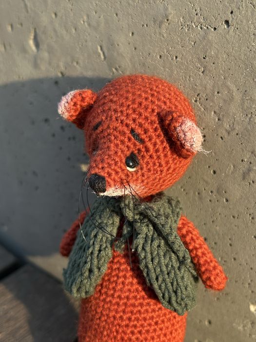 Вязаный лисёнок Клевер