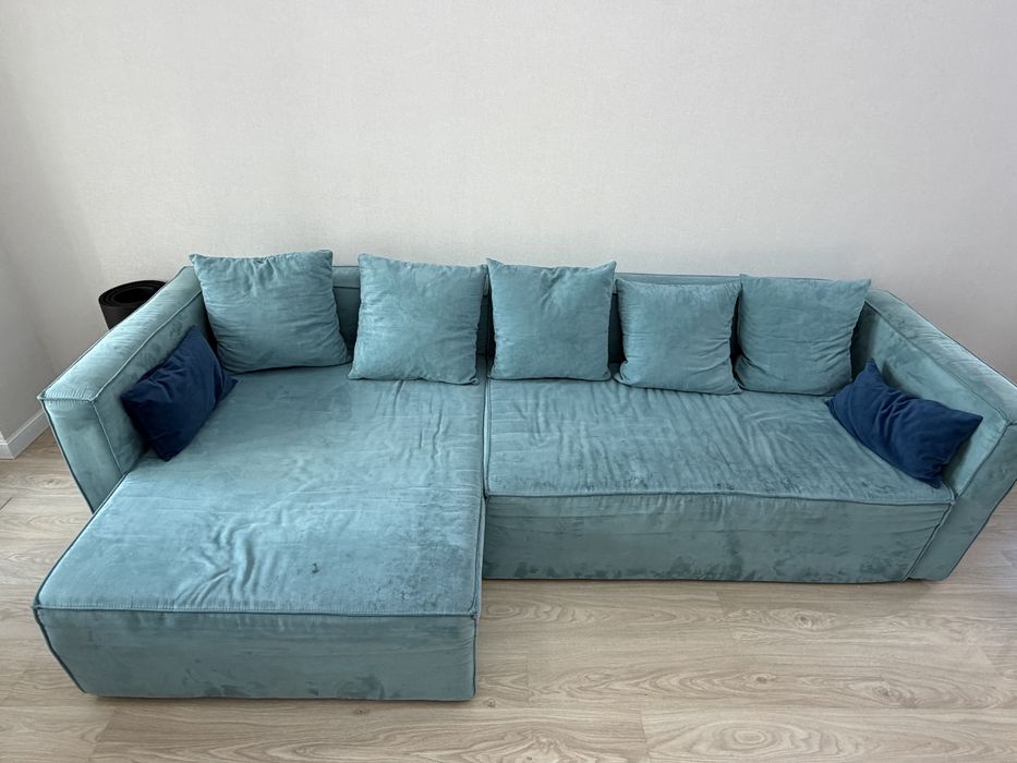 Диван для гостиной