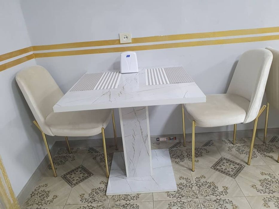 Продаётся стол стуля