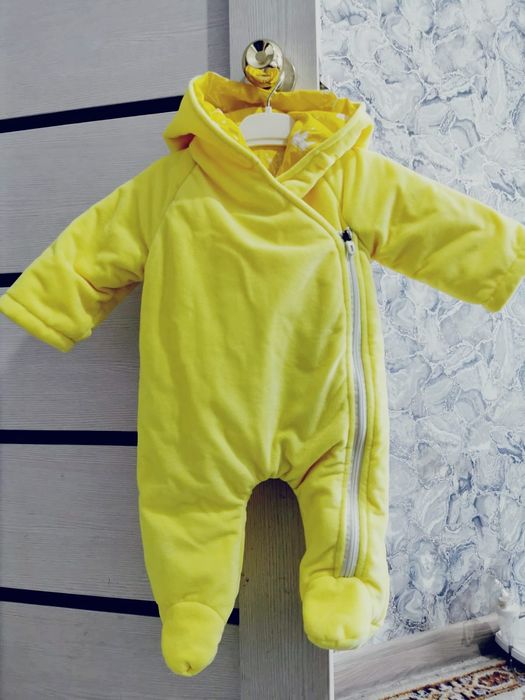 Продам детские комбенизоны