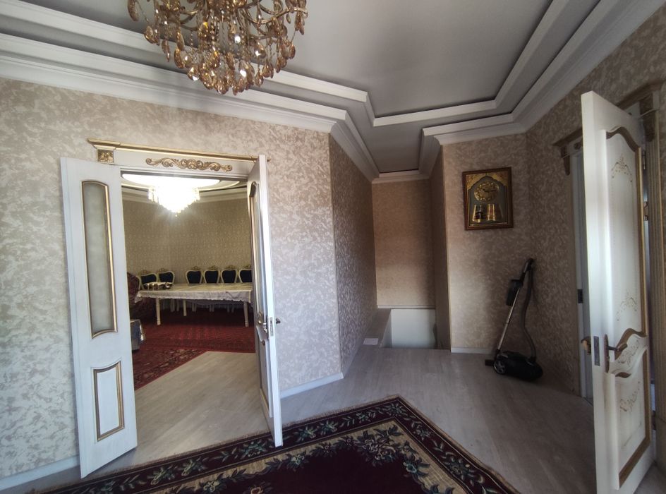 Юнусабадский район 19-квартал Кизил дехкон новый дом 2-уровневый 2,5-с