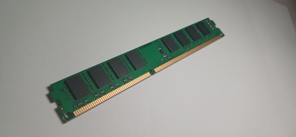 DDR4 8GB RAM xotira  Juda tez ishlaydi Yangi