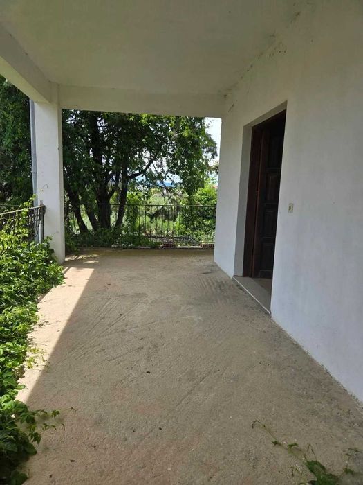 КЪЩА в Паралия Кариани