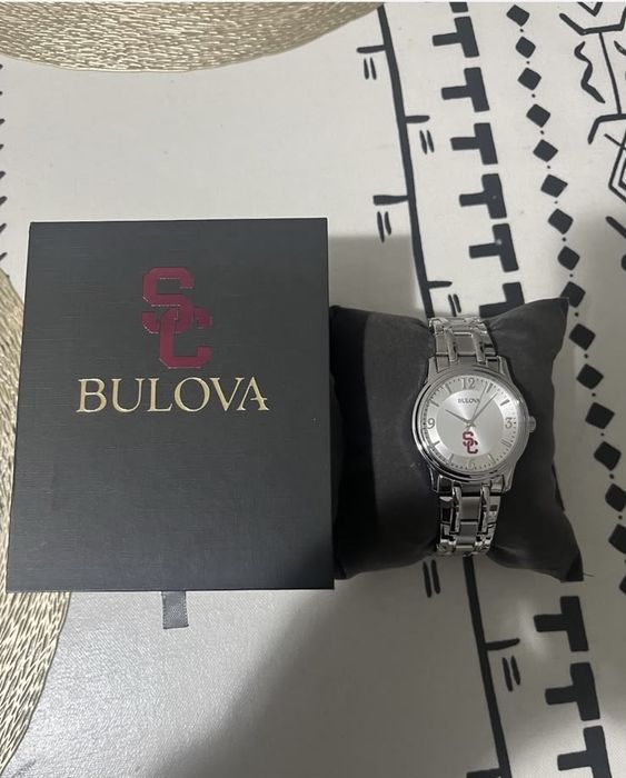 Продам часы Bulova