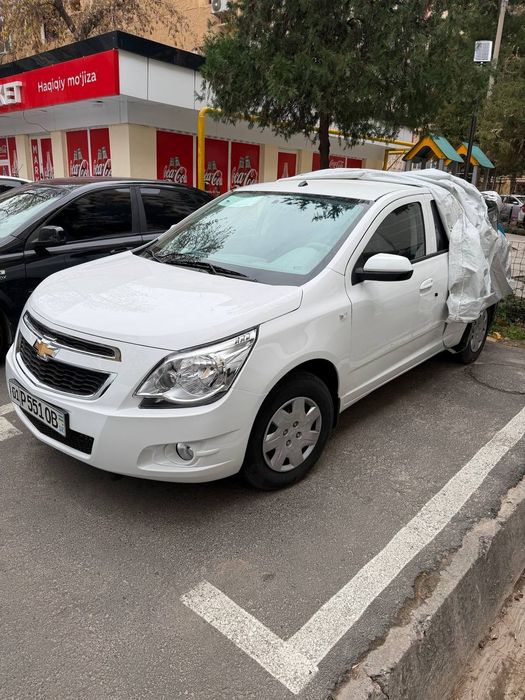 Кобальт автомат белый свет 4 позиция