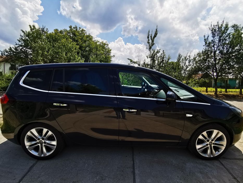 Opel Zafira tourer
