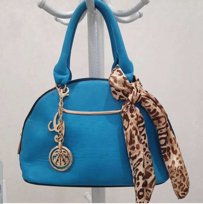 Сумка 2500 тенге