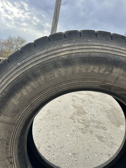 Продам грузовые шины
