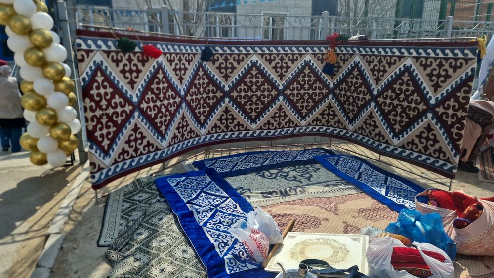 Жарты агаш уи юрта