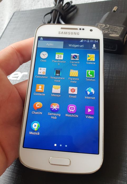 Vând Samsung S4 mini in stare excelenta.Pret 220 ron