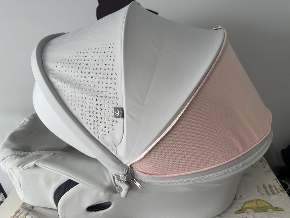 Бебшки кош за новородено Stokke