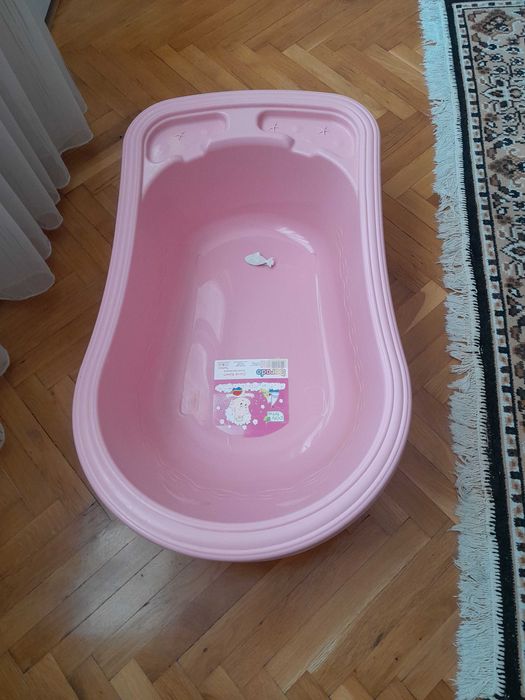 Бебешка вана в отлично състояние
