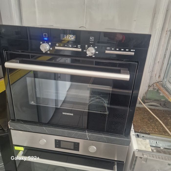 Компактна фурна комбнирана с микровълнова 2в1 за вграждане SIEMENS