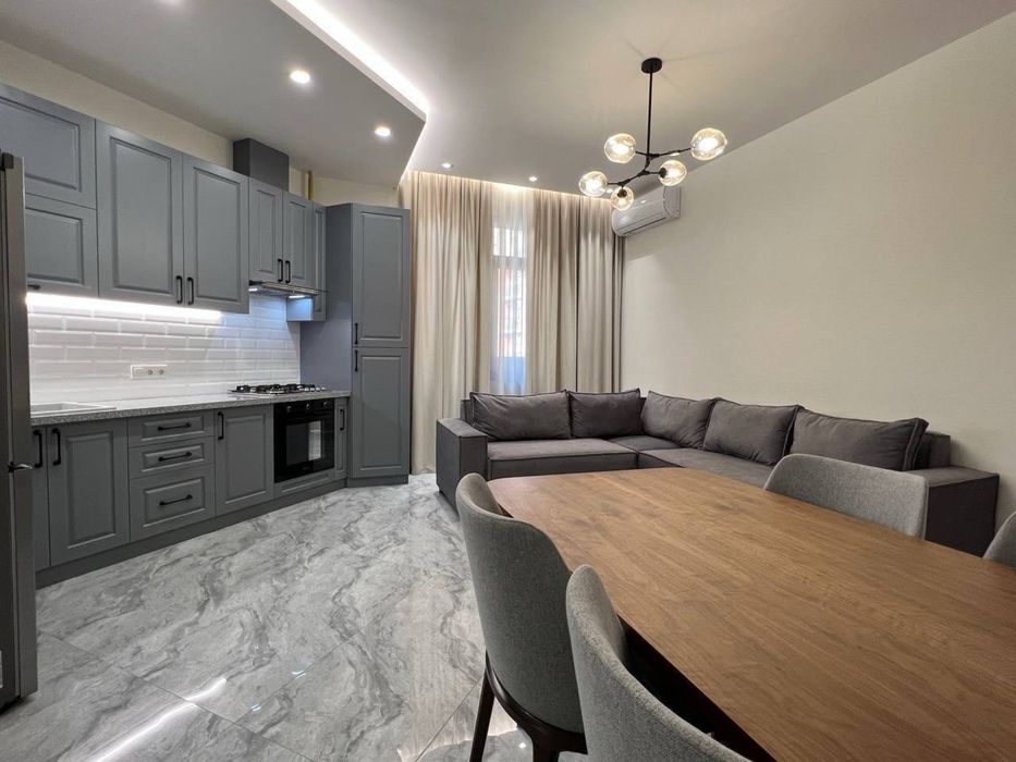 Метро Ойбек! 3х комнатная квартира в самом центре! Прекрасный ремонт