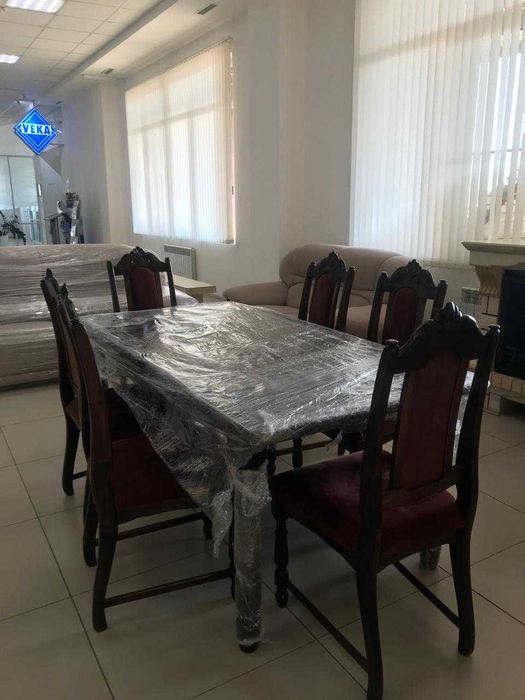 Продажа стола и стульев