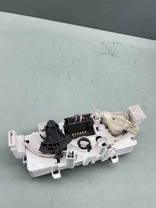 Comanda AC Citroen C3 2002 1.4 HDi MT (70 hp)