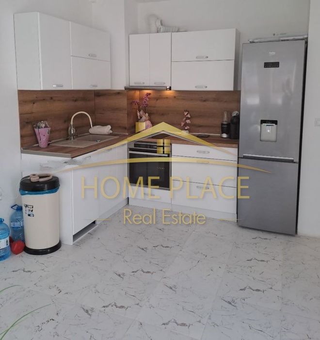 Дава се под наем Двустаен апартамент в Варна, Колхозен пазар - 65 кв.м за 612 € - Снимка #2