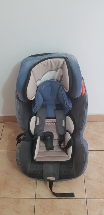 Sacaun de copil cu sistem  isofix