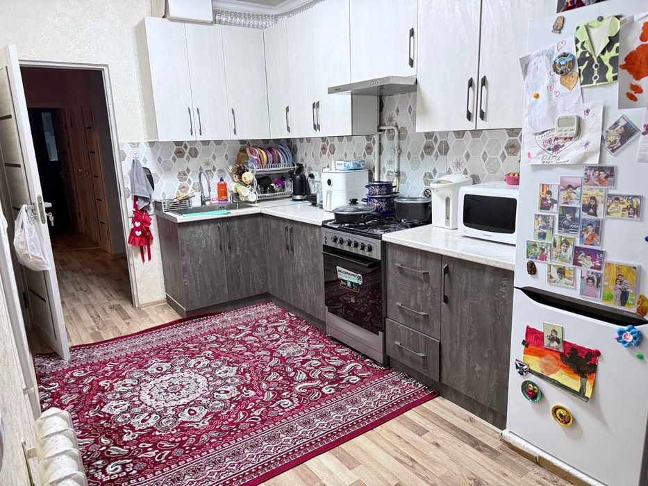 Сдаётся 3-комнатная квартира на Ц-4, 92 м², рядом школа №5