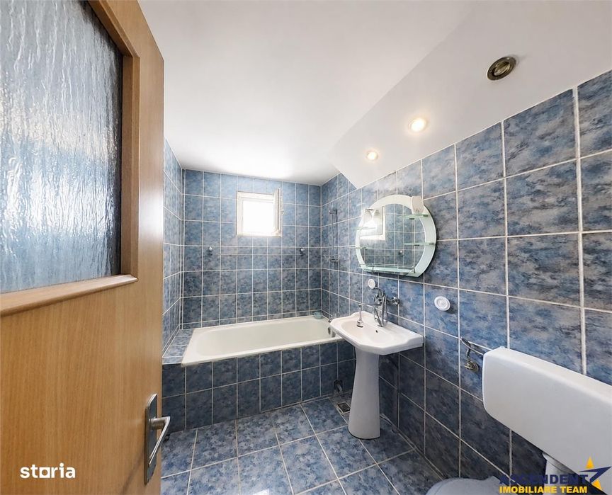 Decomandat, parter, 2 camere, Rovinari, Targu Mures