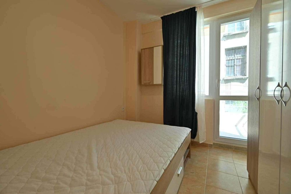 Дава се под наем Двустаен апартамент в София, Център - 60 кв.м за 488.58 € - Снимка #7