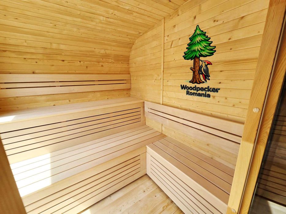 Sauna combinata cu jacuzzi