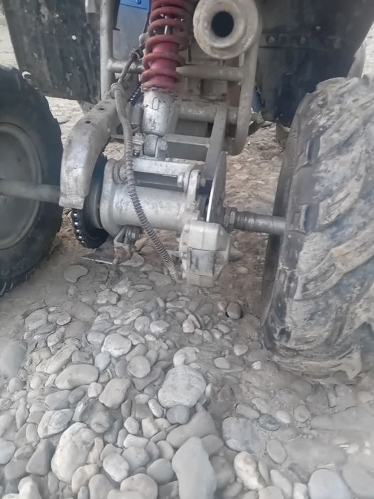 Atv 107 cc defecțiuni nu ancarca bateria si ie roata stranba atat
