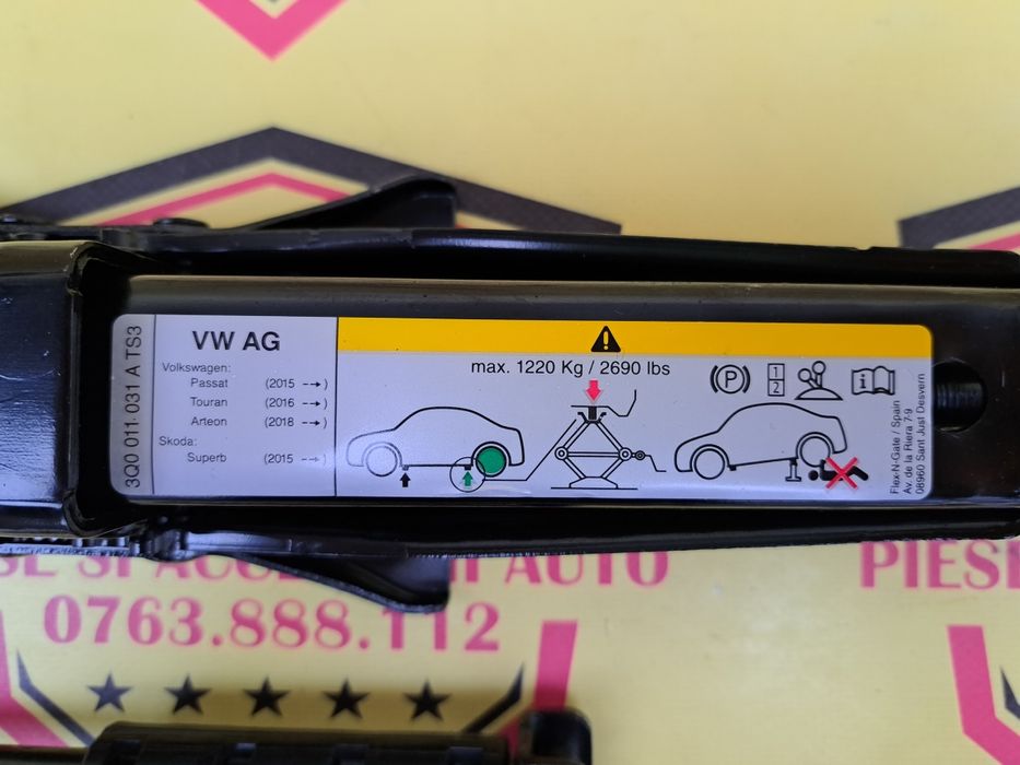 Cric auto original Vw Passat B8  Touran Skoda Superb Arteon