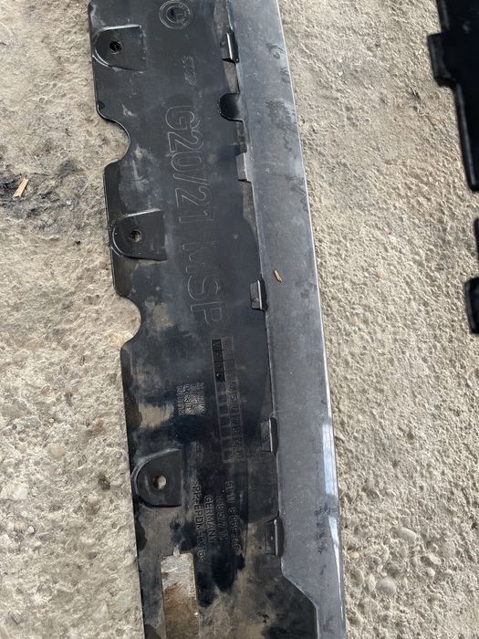 Bara fata BMW Seria 3 G20, G21 M-Sport