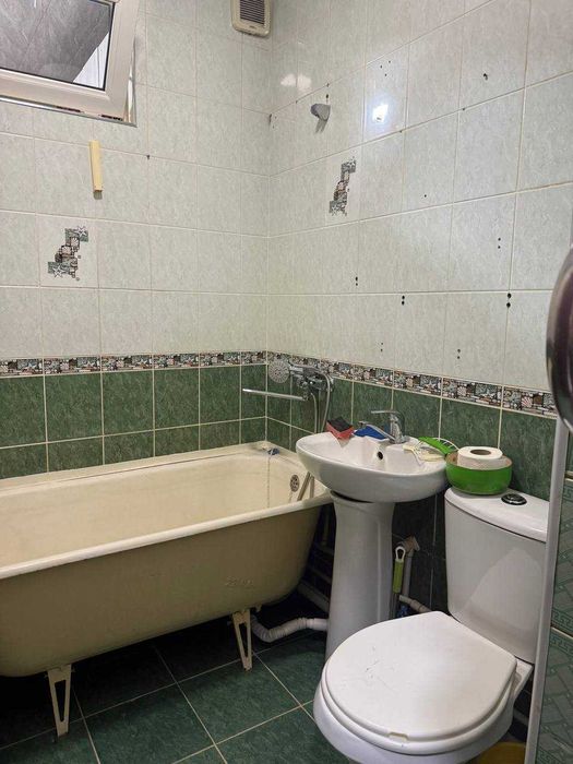 Феруза Эко базар 1/3/4 балкон 2*6 №101 Умида