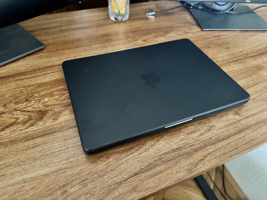 MacBook 14 M2 (2023) 1tb 16GB