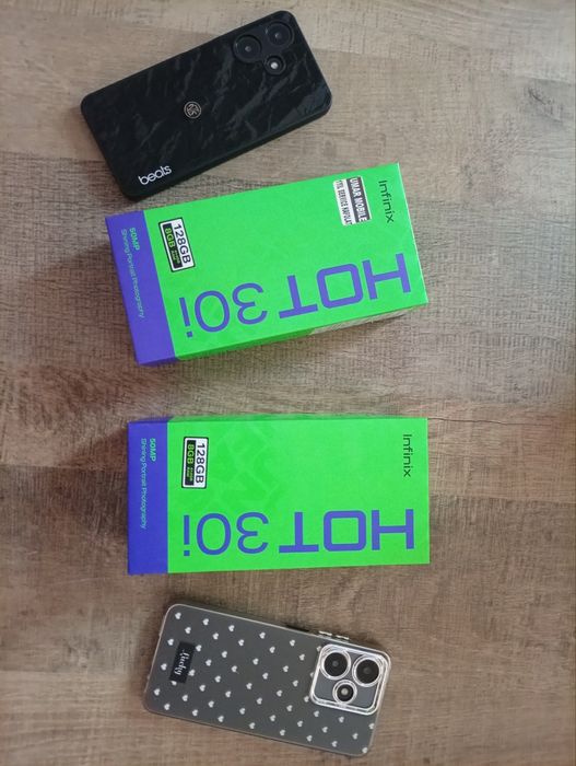 Telefonlar sotiladi