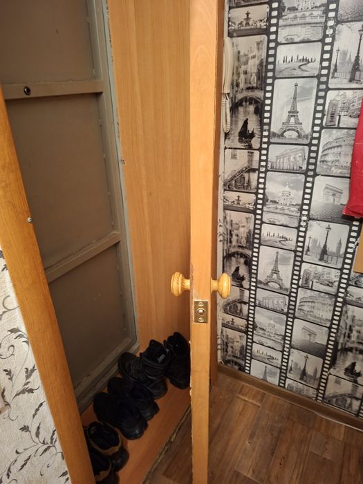 Входная дверь с подъезда