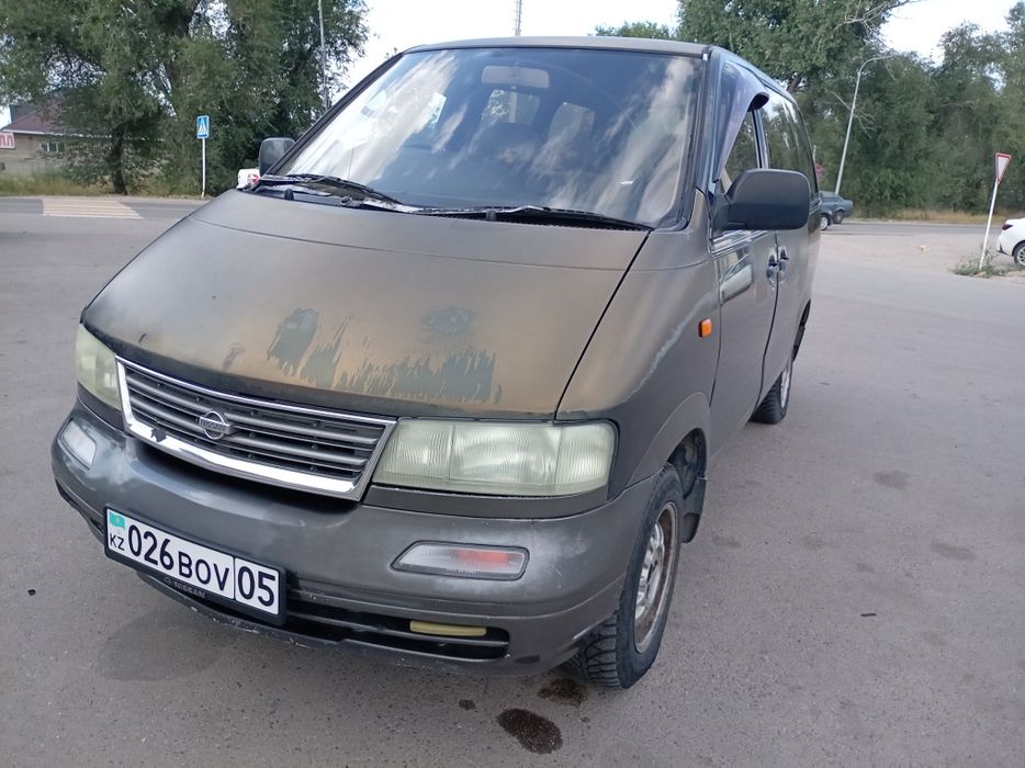 Продам машину срочно.