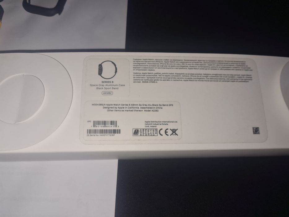 Часовник Apple Watch 6 44mm Gray Aluminum Black