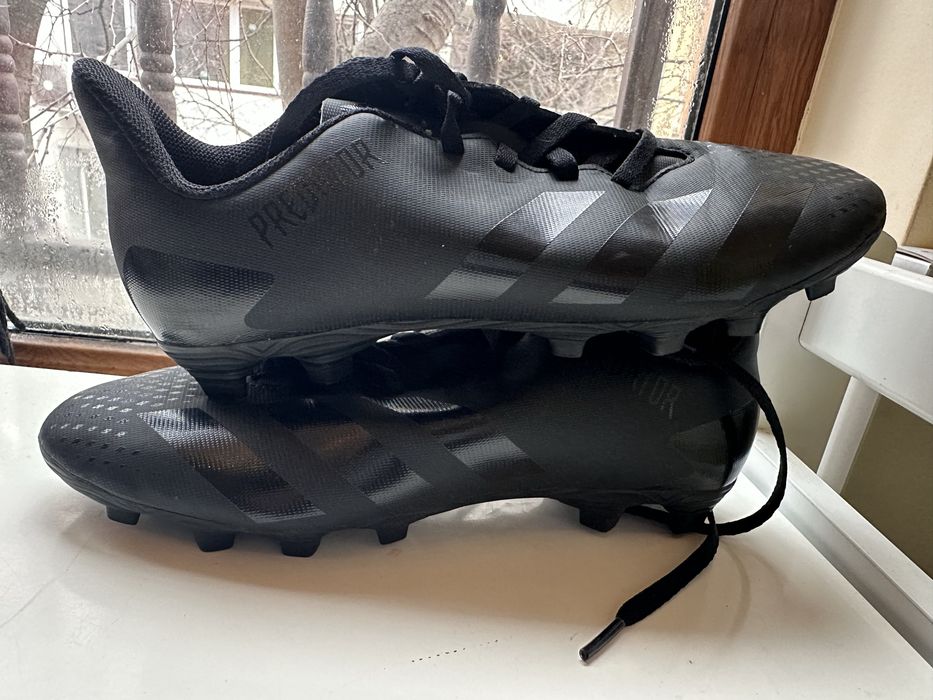 Футболни бутонки